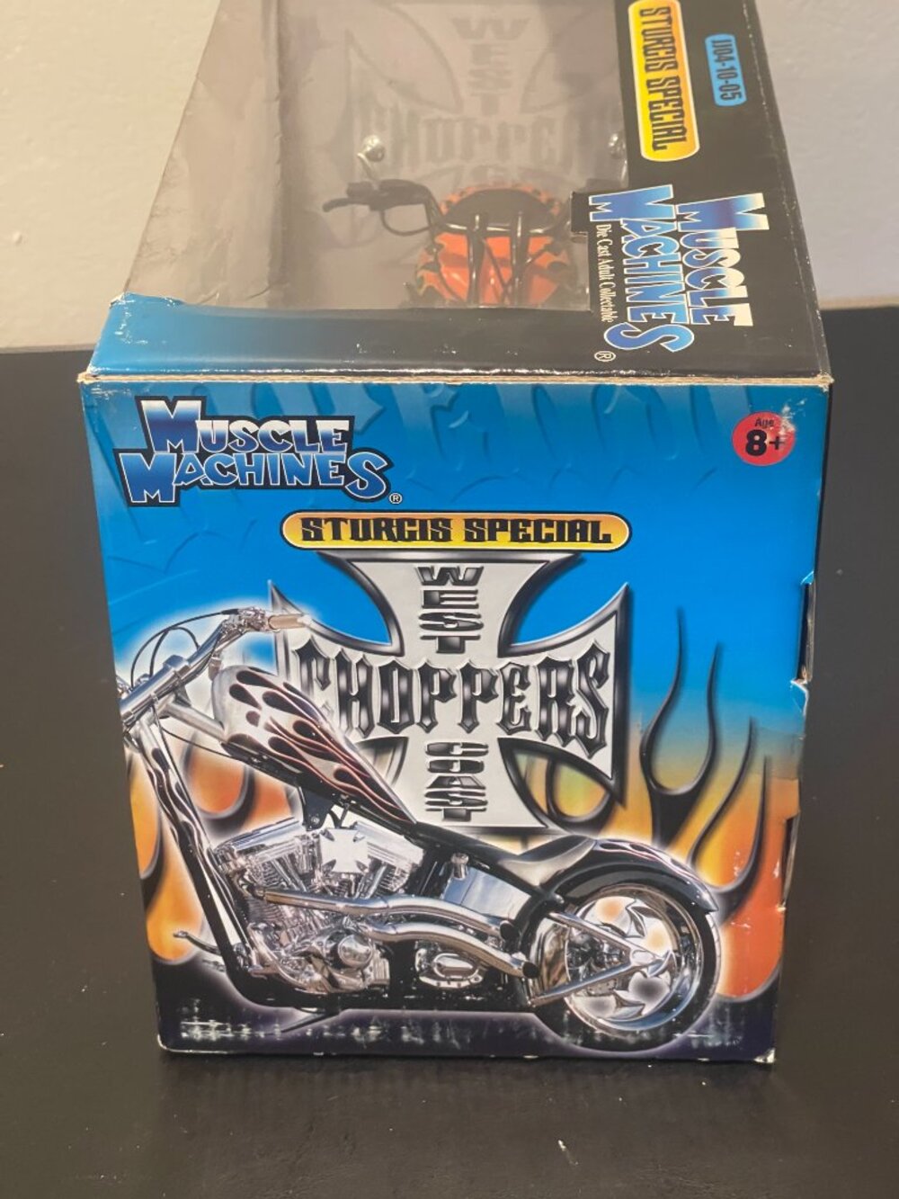 Collectable Motorcycle - Picture 4 of 7